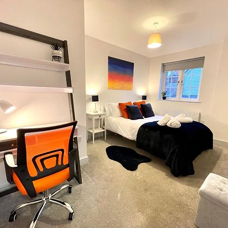 Bright & Cosy One Bedroom Apartment - 2 Beds - Perfect Base In Bishop'S Stortford Exterior foto