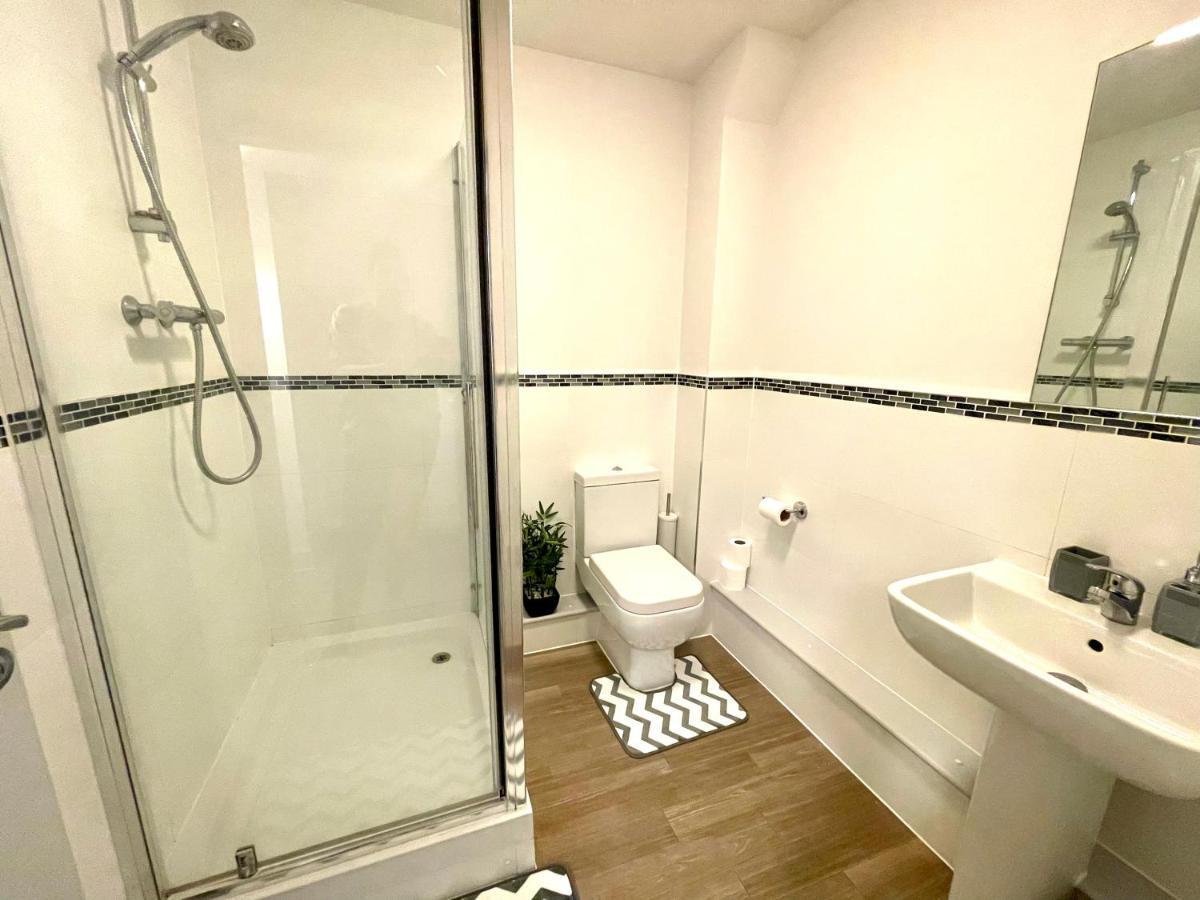 Bright & Cosy One Bedroom Apartment - 2 Beds - Perfect Base In Bishop'S Stortford Exterior foto