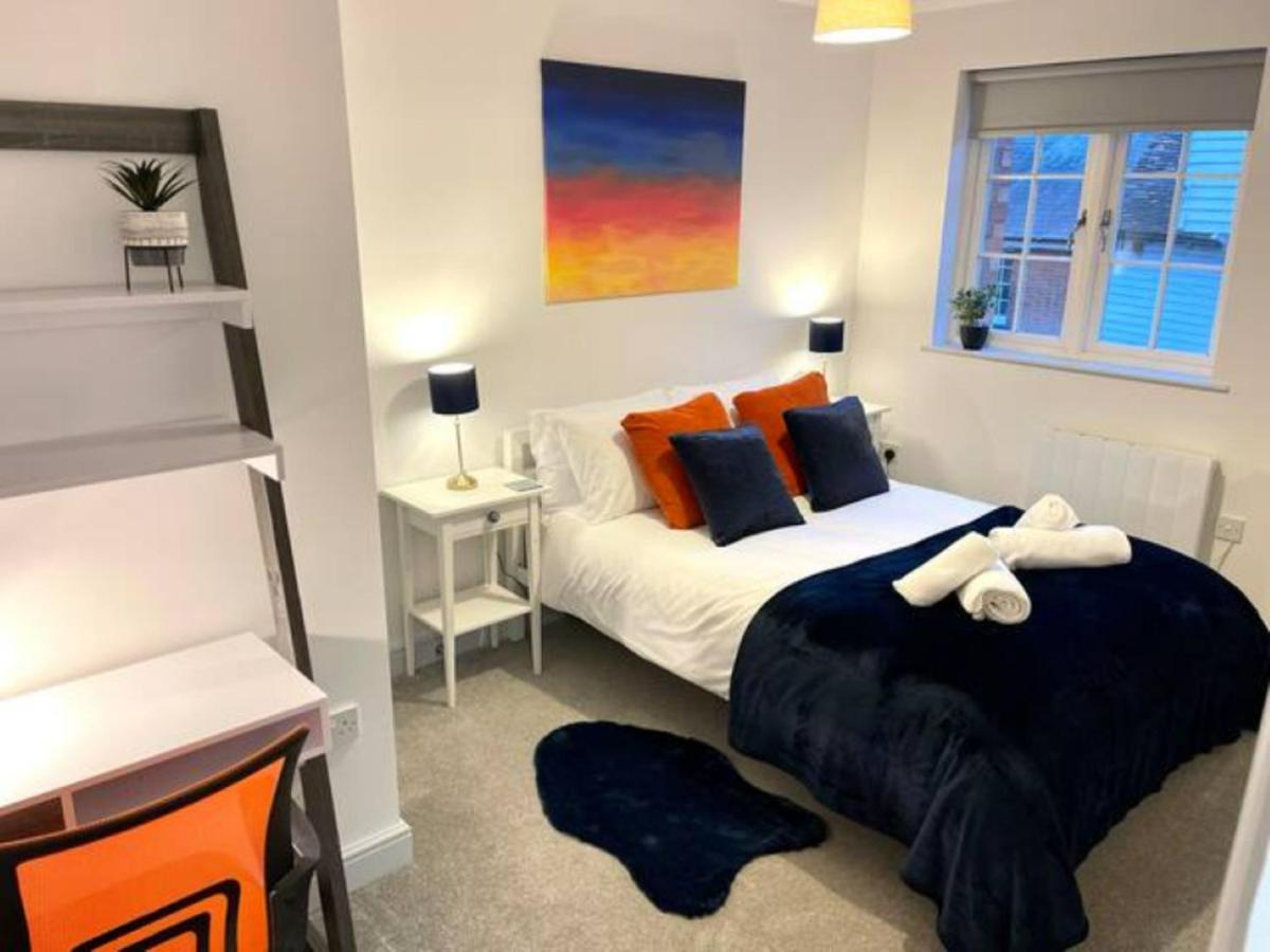 Bright & Cosy One Bedroom Apartment - 2 Beds - Perfect Base In Bishop'S Stortford Exterior foto