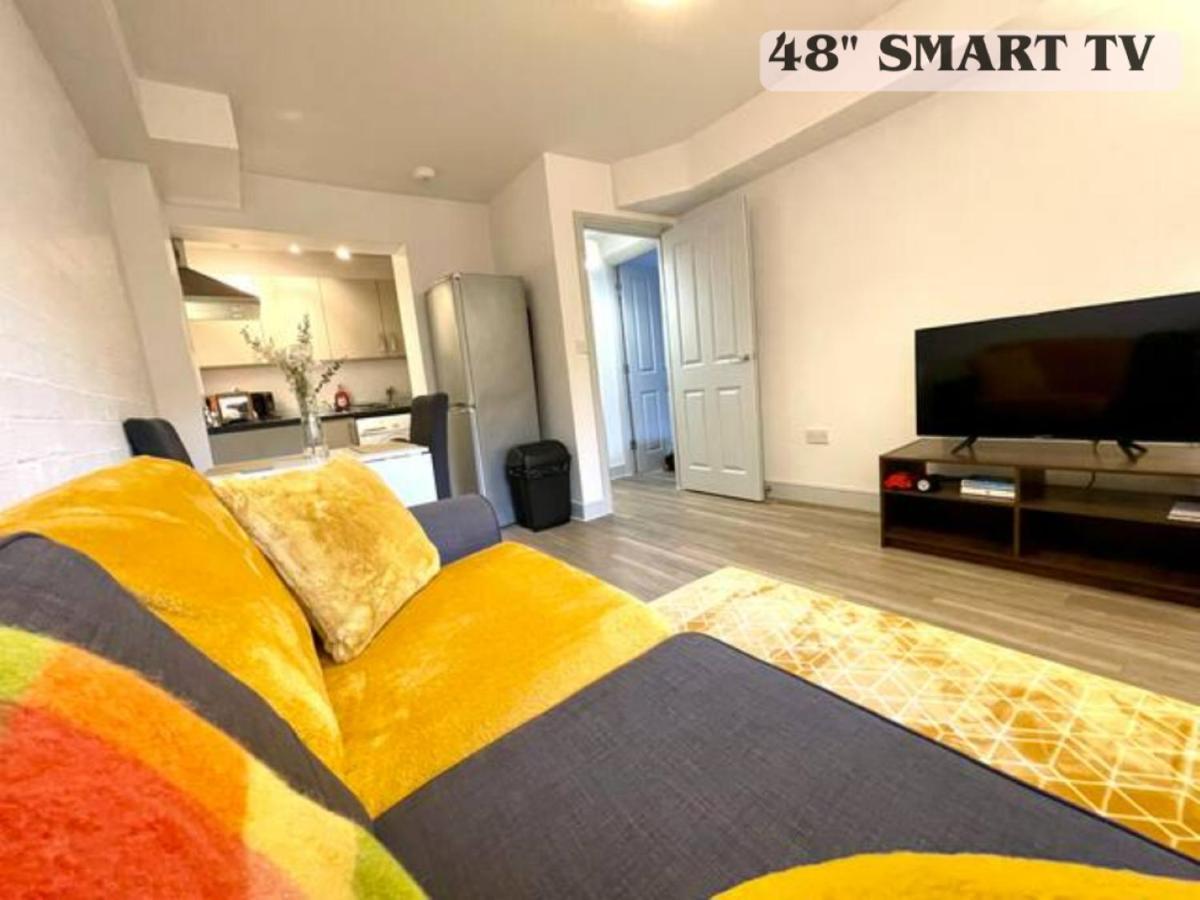 Bright & Cosy One Bedroom Apartment - 2 Beds - Perfect Base In Bishop'S Stortford Exterior foto